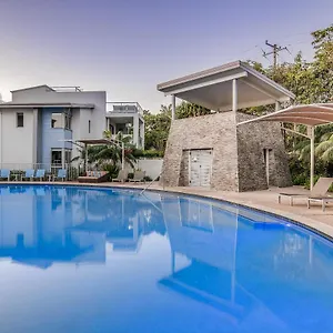 Aparthotel Coolum At The Coolum Beach