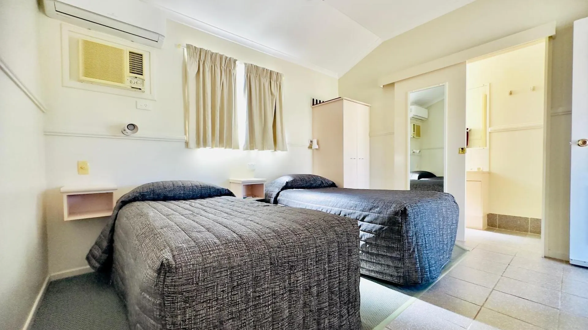 Country Way Motor Inn Cunnamulla